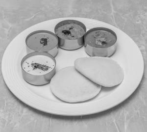 Khusbhu Idly (2 Pcs)