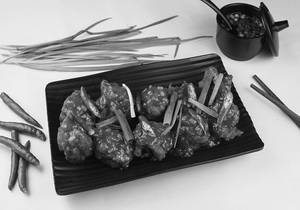 Chilly Garlic Pepper Fish (10 Pcs)