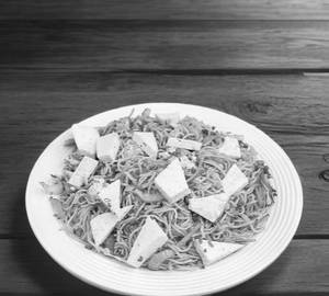 Paneer Chowmein [450 Ml]