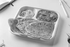 Chicken Tikka Masala Paratha Lunchbox