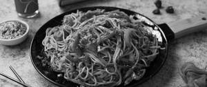 Schezwan Chicken Chowmein