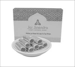 Kaju Pista Roll