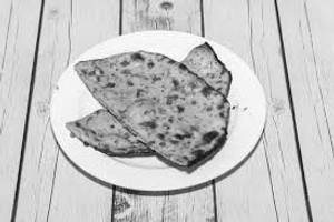 Stuffed Missi Roti