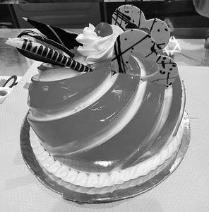 Strawberry Cake [Half Kg]
