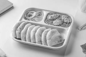 Chicken Mughlai Gravy with Kulcha