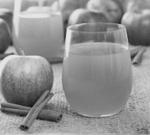 Apple Juice (1000 Ml Bottle)