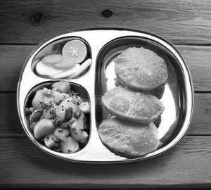 Puri Sabji [4 Pieces]