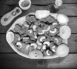 Chicken boneless extra kaju special pakodi [250 grams]