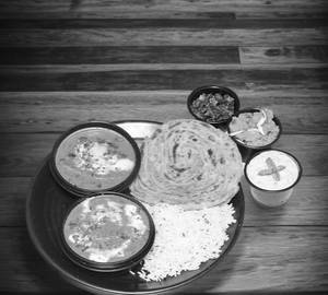 Deluxe thali