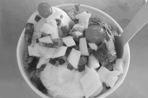 Cut Fruits With Ice Cream