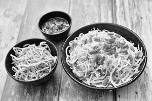 Veg Hakka Noodle