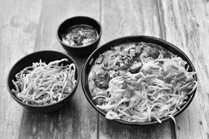 Veg Manchurian Noodles Bowl