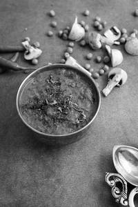 Mutter Mushroom