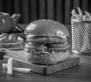 Chicken Burger With Fries [Medium]