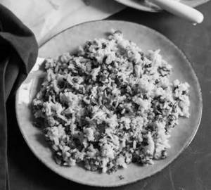 Kali Khichdi (Urad dal)