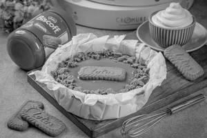 Biscoff Burnt Basque Cheesecake