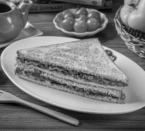 Spinach Corn Sandwich [Medium]