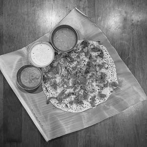 Tomato Uttapam