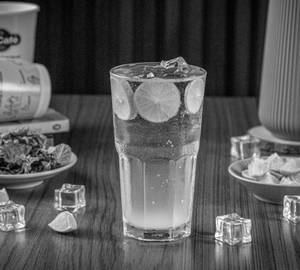 Classic Lemon Soda [Medium]