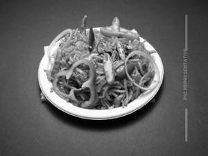 Chilli Garlic Noodles Chicken