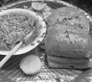 Butter Pav Bhaji