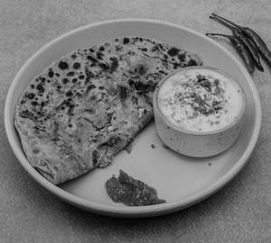 Paneer Chilli Paratha [PW]