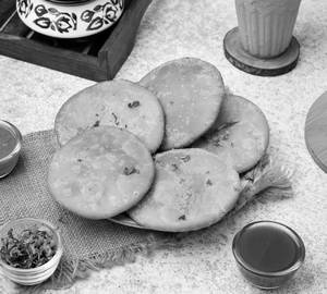 Shegav Kachori ( 1 Pieces )