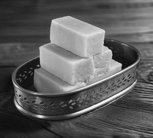 Ghee Mysore Pak