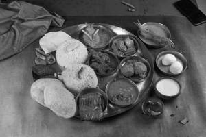 Hirok Raja Thali