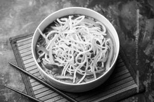 Veg Thukpa
