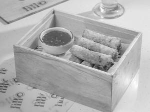 Jain Turkish Veg Rolls (6 Pcs)