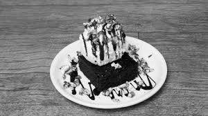 Brownie with ice cream
