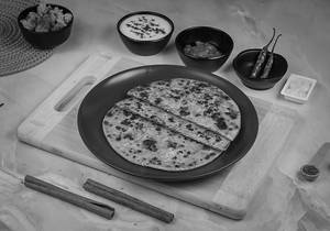 Chicken Keema Paratha Meal