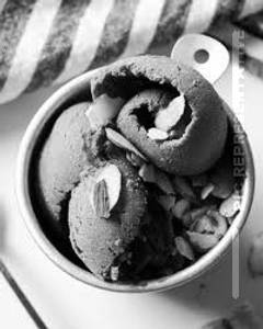 Chocolate Almond Ice cream