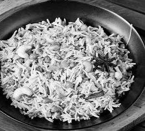 Kaju mutter pulao