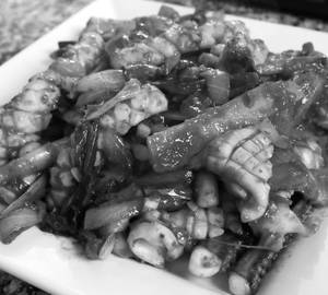 Ojingobokum (half)