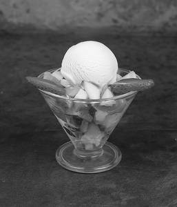 Fruit Salad With Ice Cream