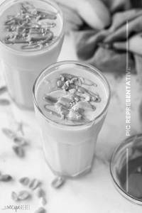 Banana Oreo Shake