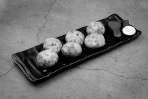 Veg fried momo