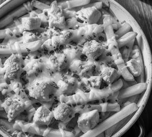The Oven Creamy Cheese Fries