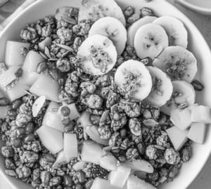 Honey Glazed Fruit Salad with Crunchy Granola