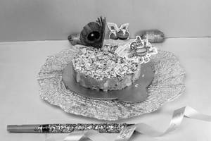 Milk Cake Ka Cake 500gm ( Chilla Hua Dryfruit Decoration)