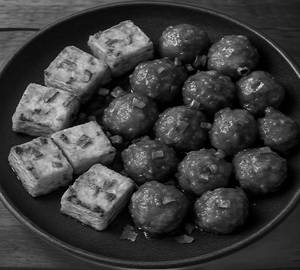 Paneer Chilly Dry (250Ml) + Manchurian Dry (250Ml)