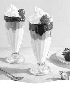 Choco and berry milkshake