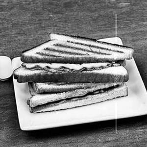 Chilly Toast Sandwich Grill