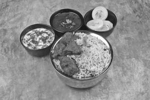 Chicken Biryani [Full] With Raita Salad and Gravy