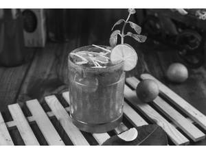 Lemon Ginger On The Rocks [300ml Glass Bottle]