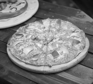 Onion Capsicum Pizza