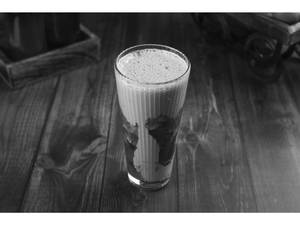Strawberry Shake [300ml Glass Bottle]