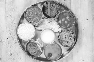 Special Gujarati Thali